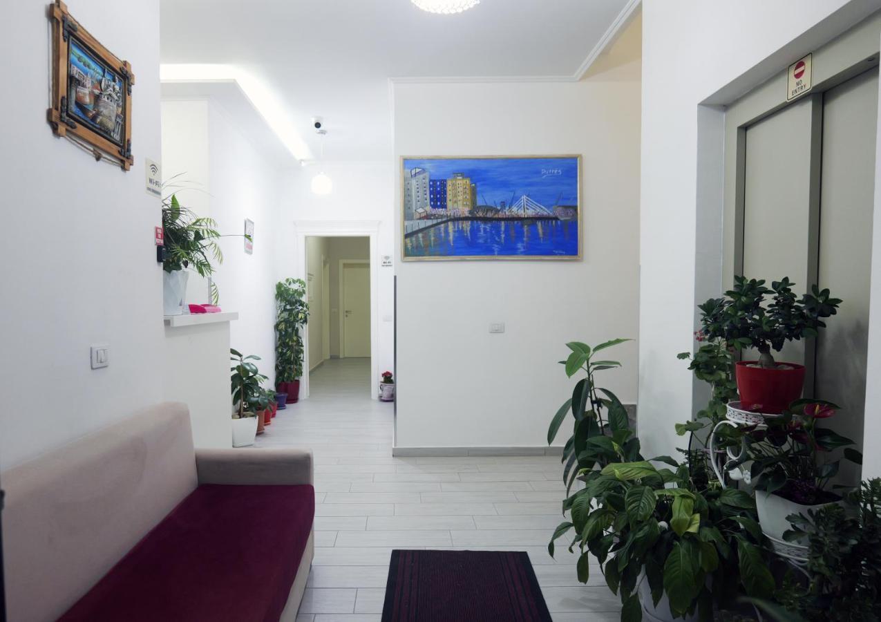 Hotel Vila Dedej ドゥラス エクステリア 写真