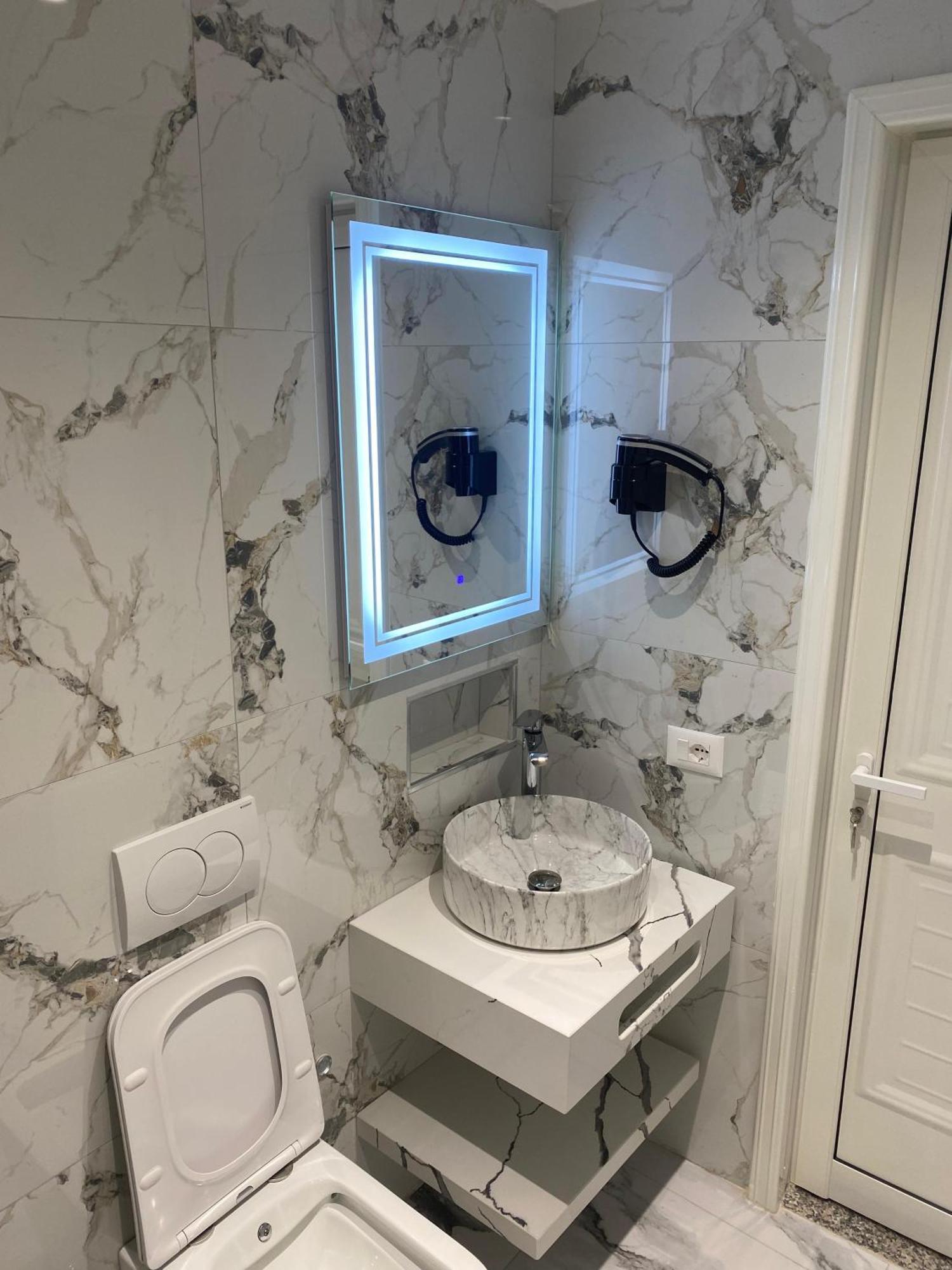 Hotel Vila Dedej ドゥラス エクステリア 写真