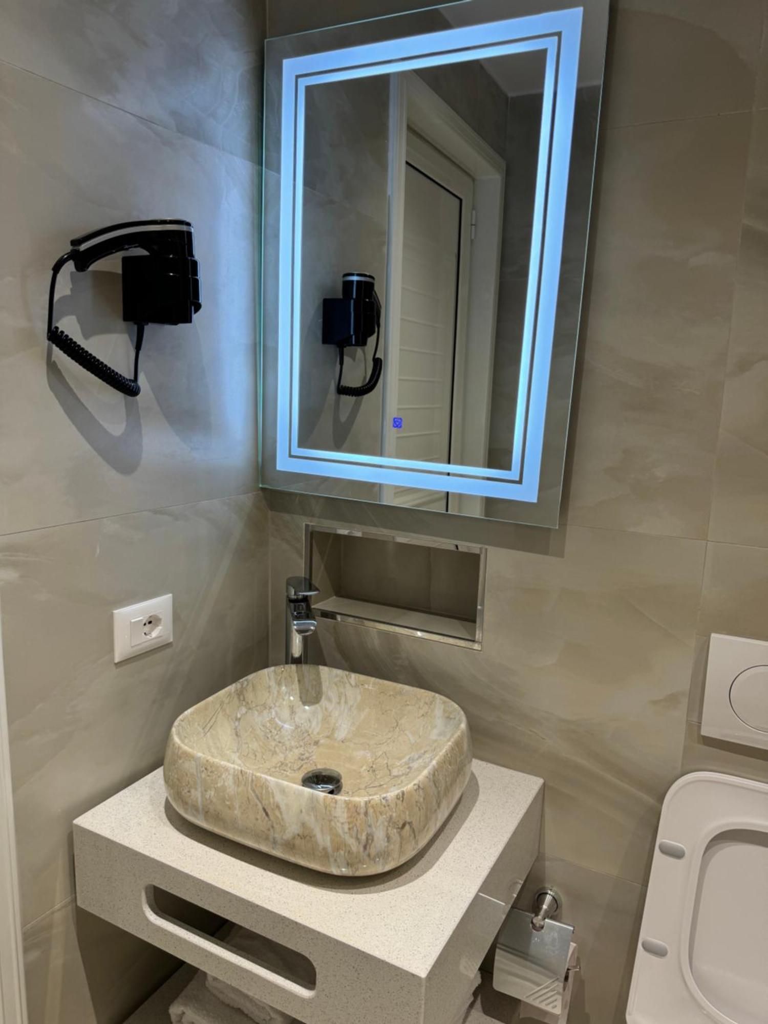 Hotel Vila Dedej ドゥラス エクステリア 写真